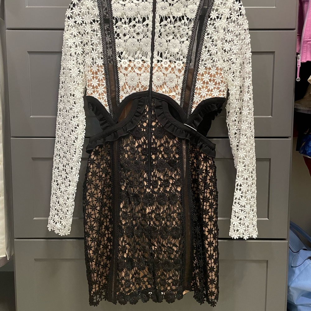 Self Portrait Payne Cutout Mini Dress, Black White, UK 10 / US 6, New - Picture 11 of 11